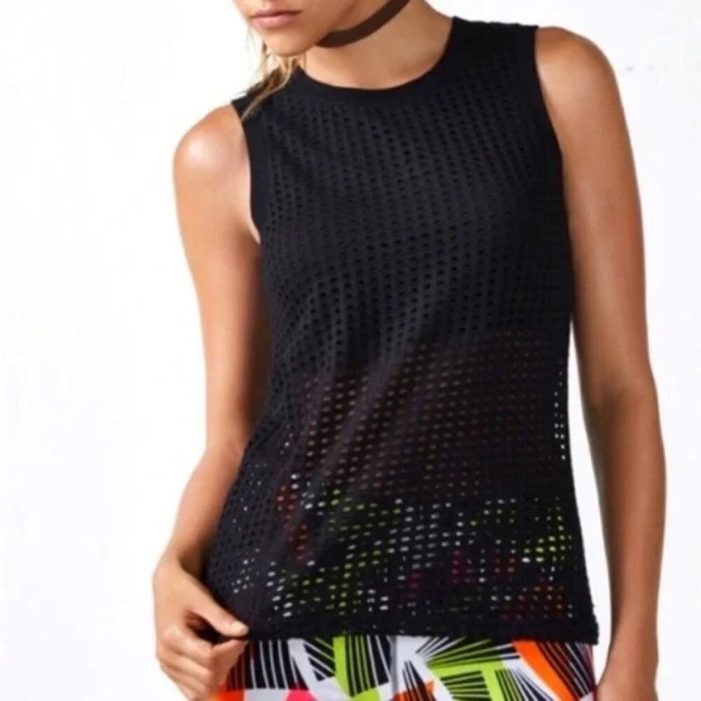 Women's XS Fabletics Bryce Black Tank Breathable Mesh Lined Semi-sheer